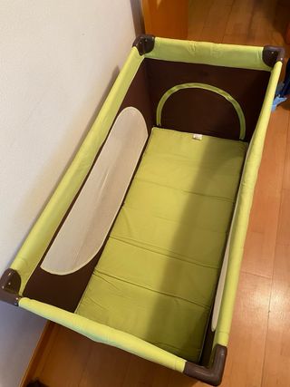 Cama infantil portátil plegable