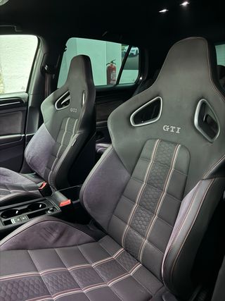 VOLKSWAGEN GOLF GTI CLUBSPORT