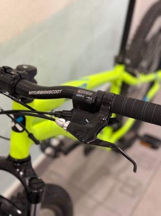 Bicicleta MTB Rockrider 27.5 Fluor