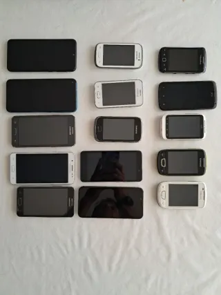COLLEZIONE CELLULARI NOKIA, SAMSUNG, HTC, BLACKBERRY