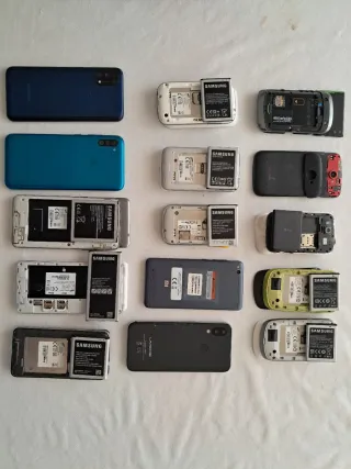 COLLEZIONE CELLULARI NOKIA, SAMSUNG, HTC, BLACKBERRY