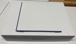 Macbook Air 13' Medianoche