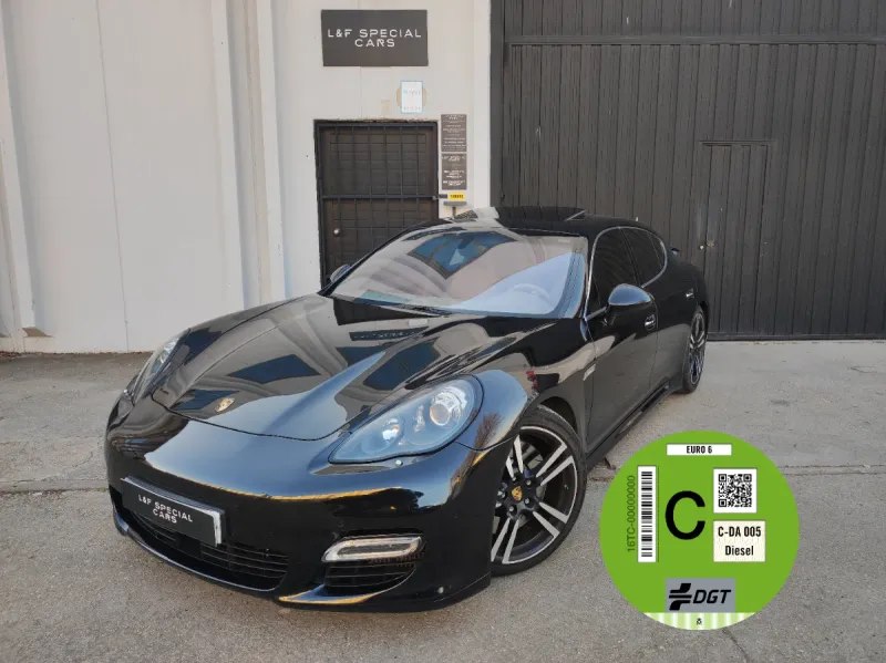 Porsche Panamera Turbo 2011