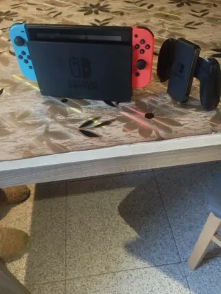 Nintendo Switch Azul y Rojo