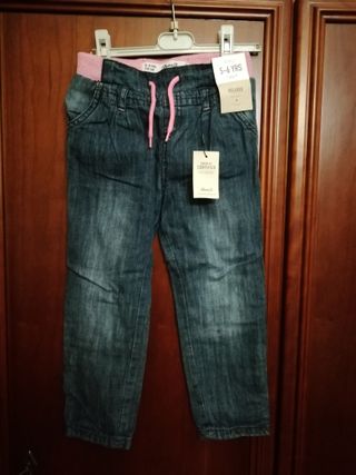 Calças menina 5-6 anos novas