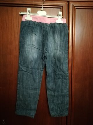 Calças menina 5-6 anos novas
