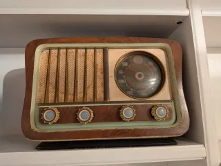 4 Radios Antiguas (Marconi, Inter, Iberia, Askar)