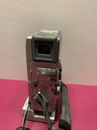 Videocámara JVC 100x con Docking Station y Mando