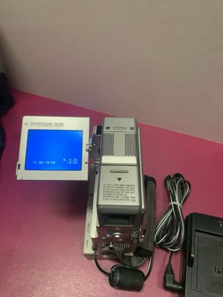 Videocámara JVC 100x con Docking Station y Mando