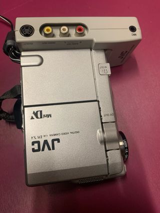 Videocámara JVC 100x con Docking Station y Mando