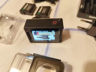 GoPro Hero 4 Argento + Accessori