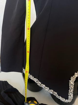 Conjunto falda y top adornado