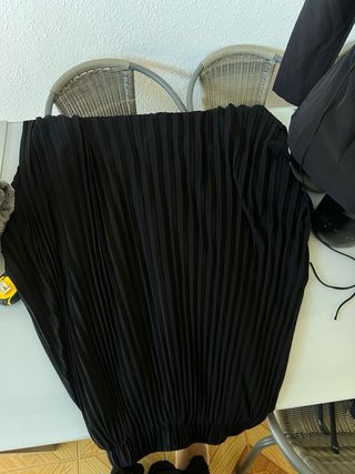 Conjunto falda y top adornado