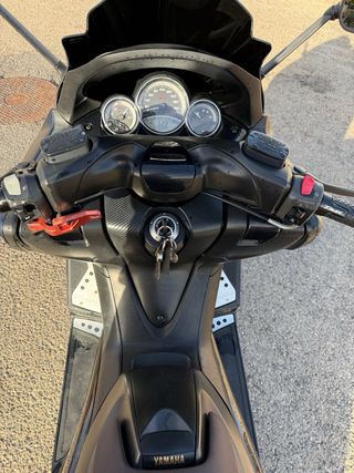 Yamaha T-Max 500 Negra