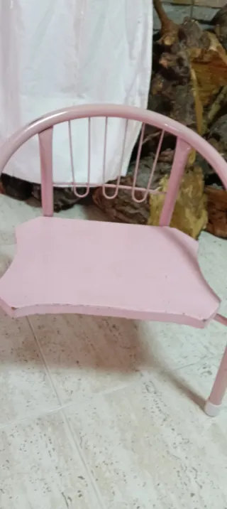 Silla infantil retro rosa