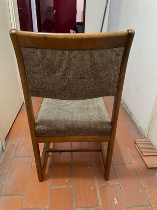 Mesa y sillas madera maciza años 90