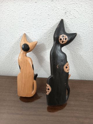 Coppia di Gatti in Legno