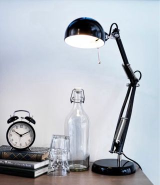 Reloj despertador vintage Ikea negro