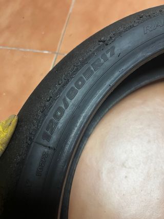 Bridgestone V02F Slick 120/60-17