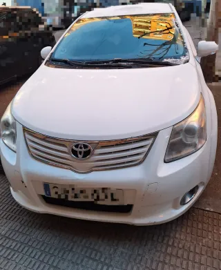 Toyota Avensis 2010
