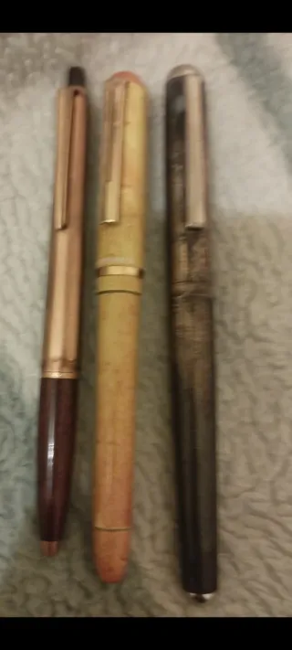 Lote 3 Plumas Antiguas