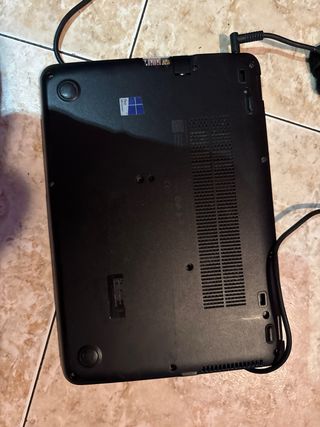 HP Elitebook 820 G3 per parti