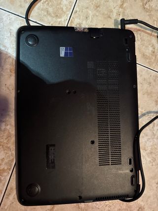 HP Elitebook 820 G3 per parti