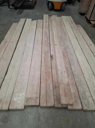 Tablones de madera para obra