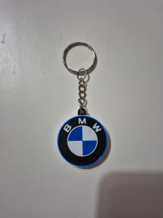 Llavero BMW de 33 mm de diámetro.