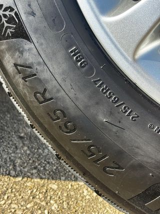 Llantas Mercedes 17 con neumáticos invierno