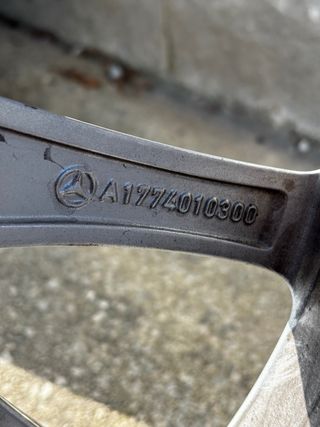 Llantas Mercedes 17 con neumáticos invierno