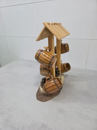 Artesanía Rumana de Madera - Pozos y Tazas