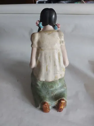 Figura de porcelana antigua