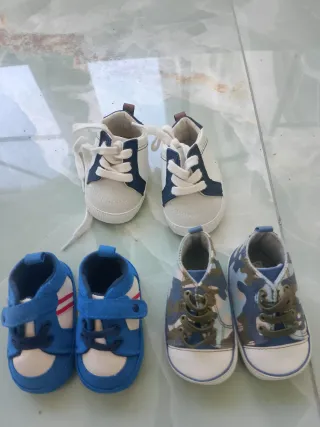 Scarpette neonato 0-6 mesi