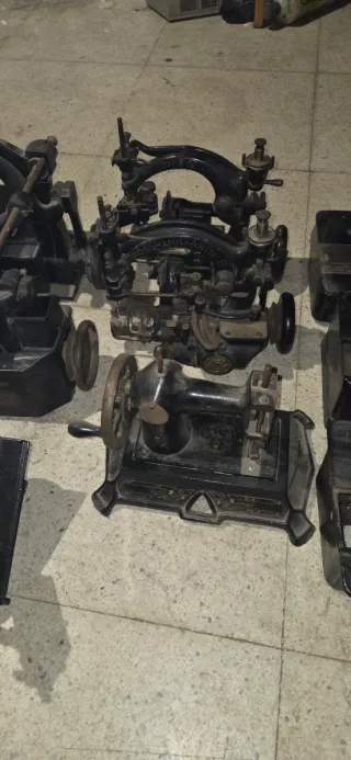 Máquinas de Coser Antiguas