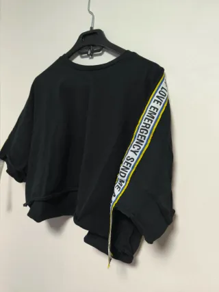 Pull and Bear Top Negro