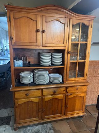 Muebles para vajilla dos disponibles