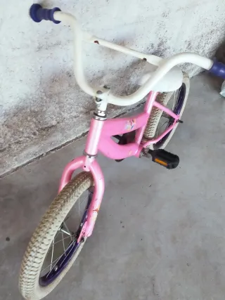 Bicicletta rosa per bambini 6 anni