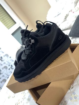 Botas UGG K LOWMEL Negras Talla 35