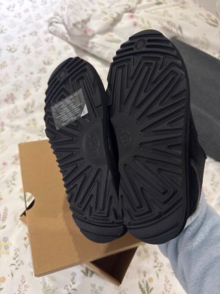 Botas UGG K LOWMEL Negras Talla 35