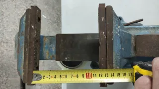 Tornillo de banco 150 mm giratorio – 6 pulgadas