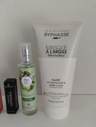 Set de cosmética y perfume