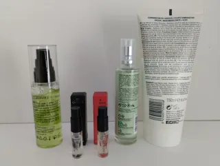 Set de cosmética y perfume