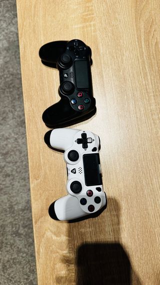 Mando PS4 / PC Negro y Blanco