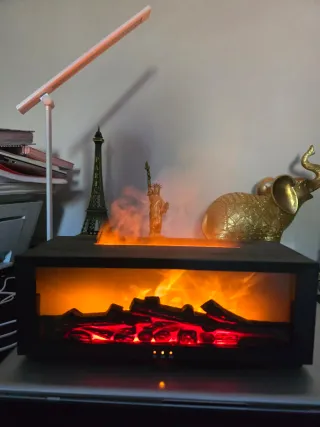 Chimenea Ambientador Negro y Dorado