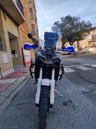 Aprilia Tuareg 660