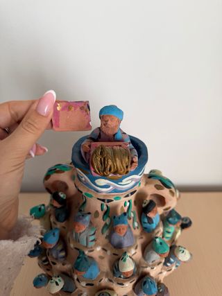 Jarrón Cerámica Figuras Personajes