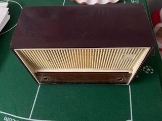 Guscio radio La Voce del Padrone con scalaparlante