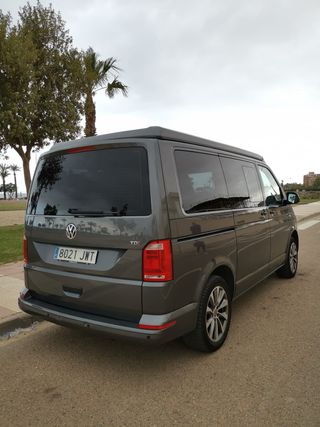 Volkswagen Caravelle 2017 camper