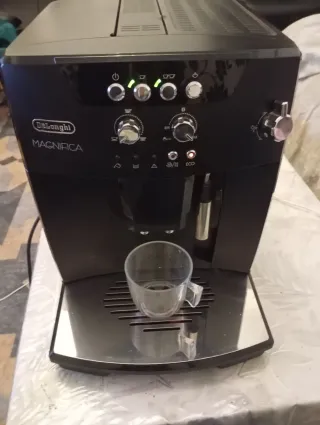Cafetera Delonghi Magnifica